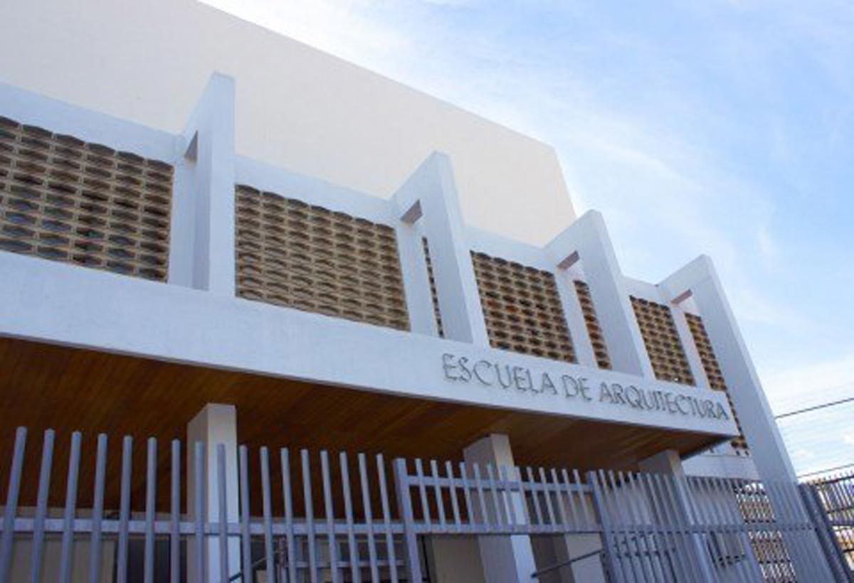 academias-unitec-estudios-Superiores-1-arquitectura